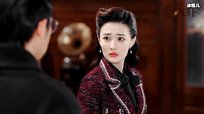 胡冰卿暗中模仿徐璐穿衣风格