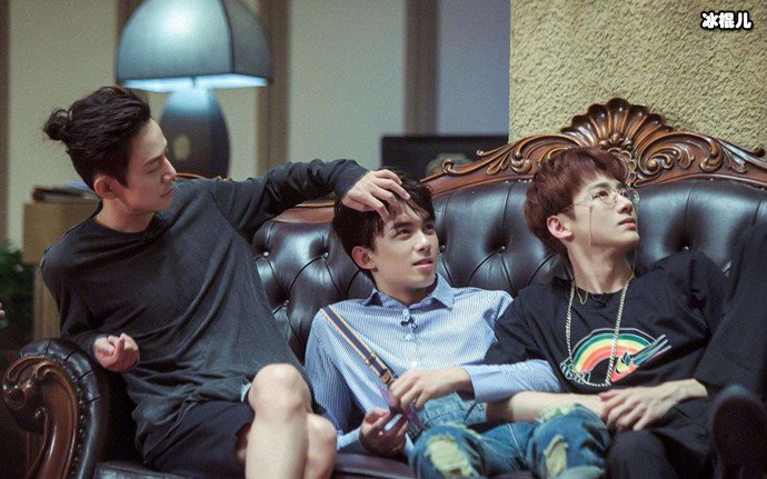 何老师和白敬亭的关系有多铁