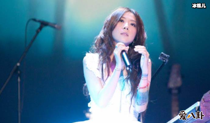 陈绮贞为什么叫陈装装