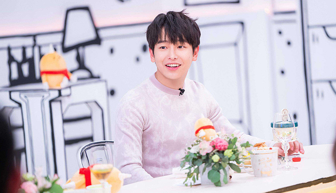 彭昱畅被嫌弃小男生模样