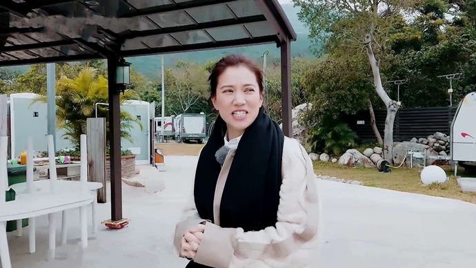 袁咏仪帮儿子澄清恋情