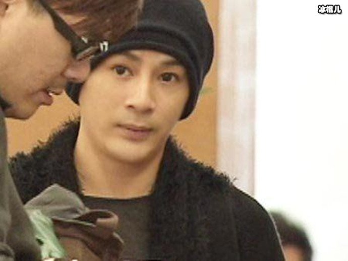 申东靖佛牌事件