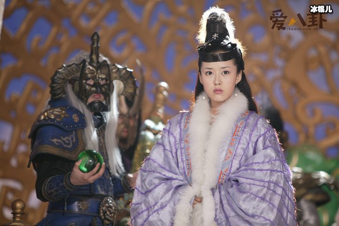 “嫦娥仙子”颜丹晨已结婚多年