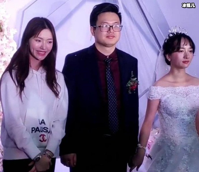 林允和亲哥不是一个画风