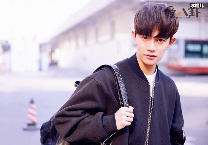 任嘉伦曝料魏大勋本名