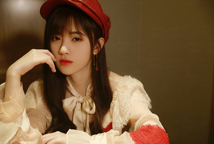 鞠婧祎拒绝“四千年美女”称号