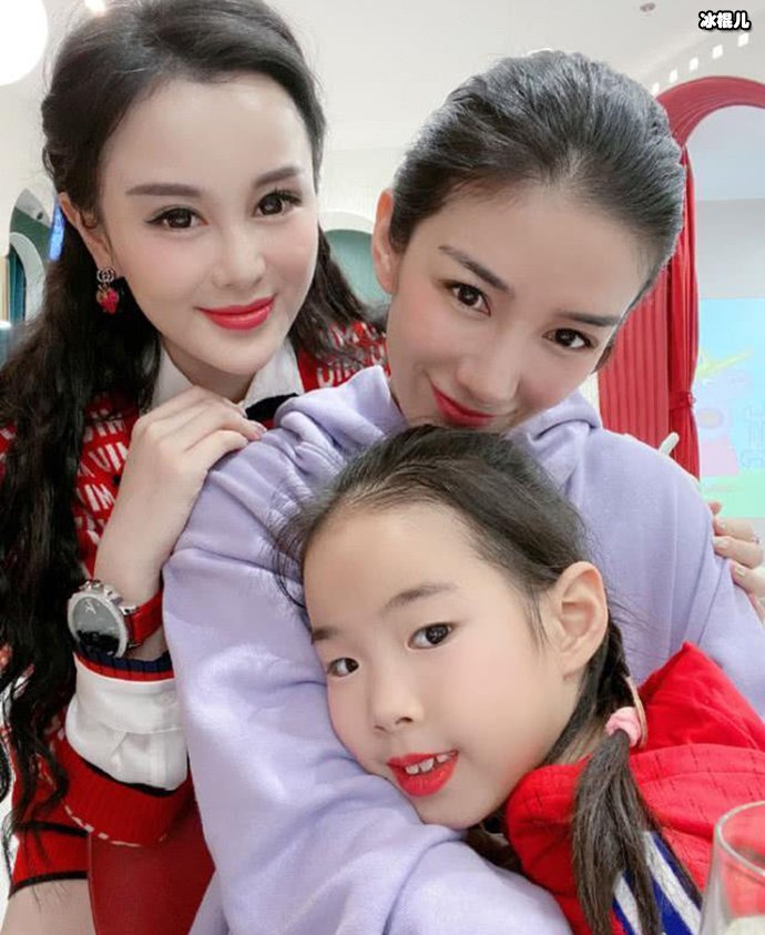 黄奕女儿六岁生日宴