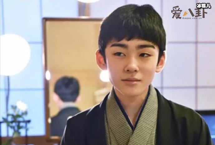 藤间斋为什么不能自主恋爱