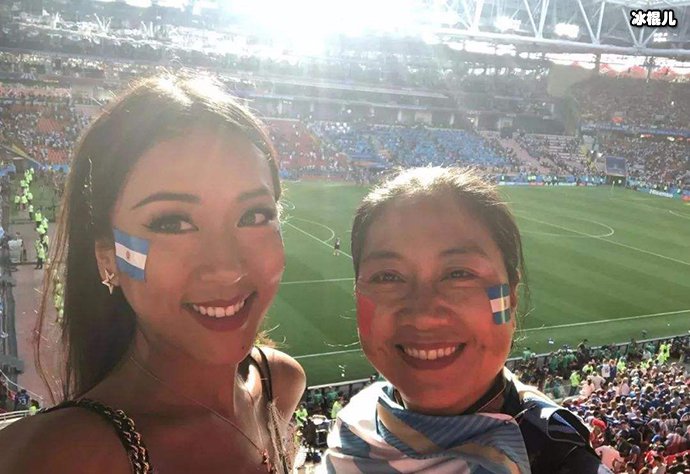 吉克隽逸和妈妈