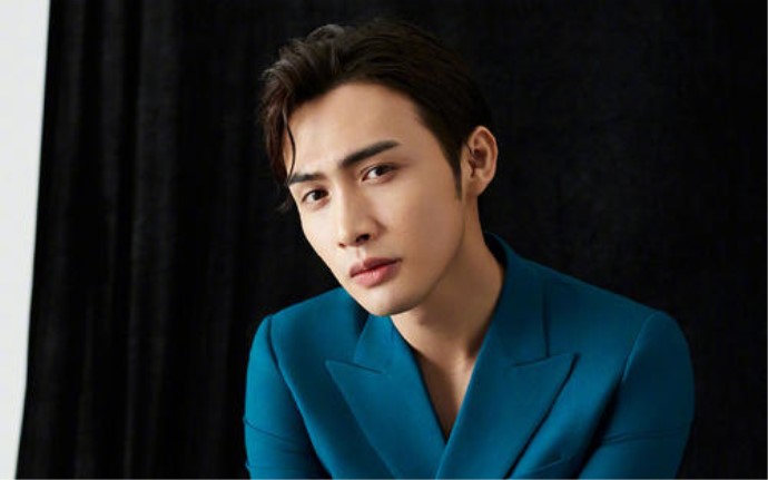 张彬彬经纪人是其女友