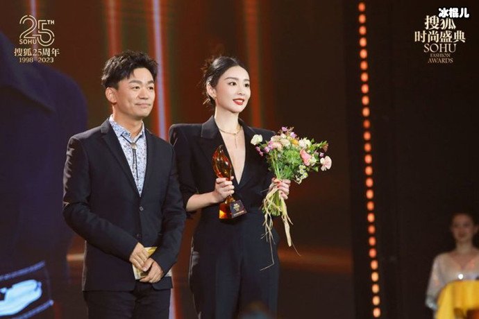 高叶获年度突破女演员