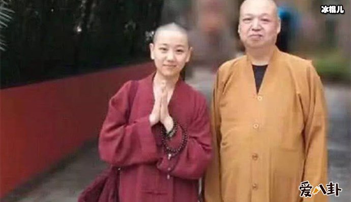 剃度出家的小鸽子胡雅斯