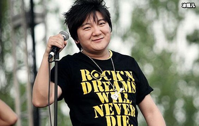 老鼠爱大米原唱杨臣刚