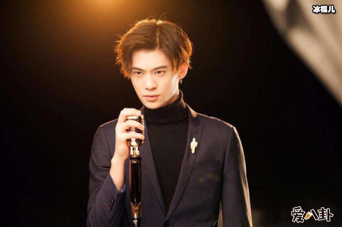 梁译木个人资料