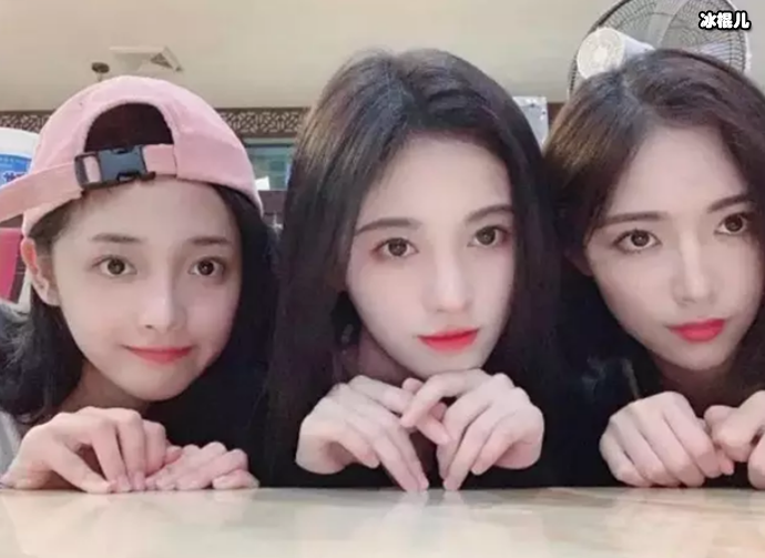 鞠婧祎闺蜜都有谁