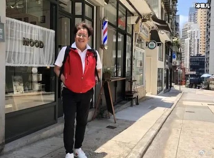 谭咏麟的70岁生活照