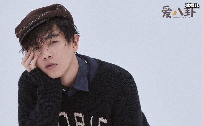 张若昀父亲张健给他提供了不少资源