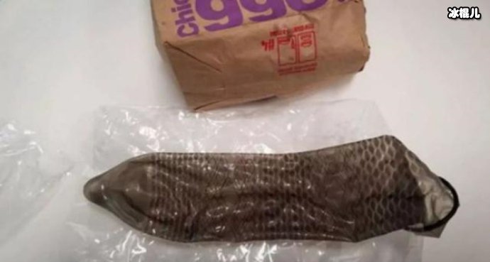 麦当劳吃出避孕套