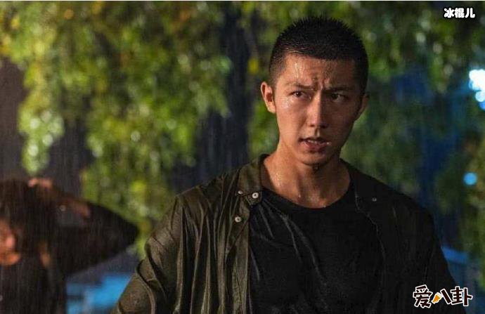 演员张层层剧照