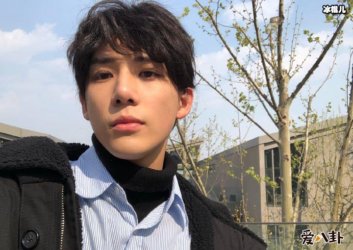 传媒大学校草王安宇资料