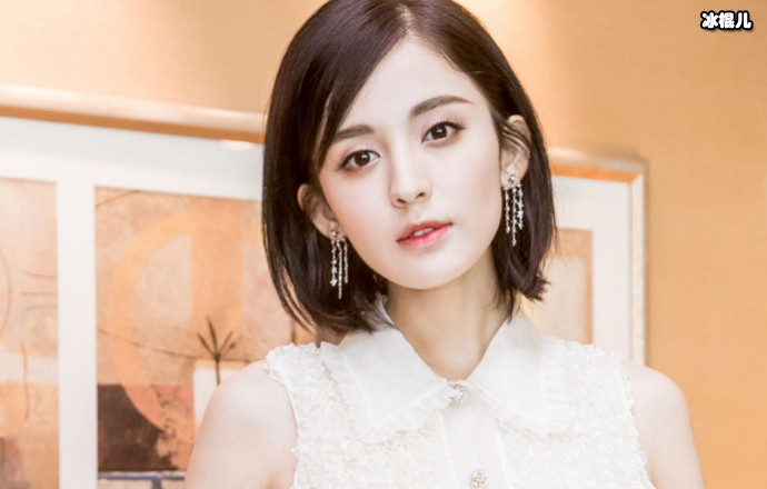 古力娜扎短发，可爱中带些俏皮