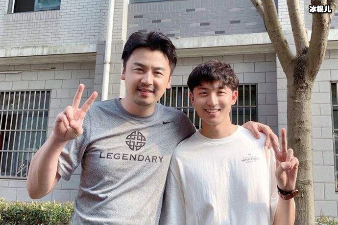 相逢时节青年简宏成谁演的