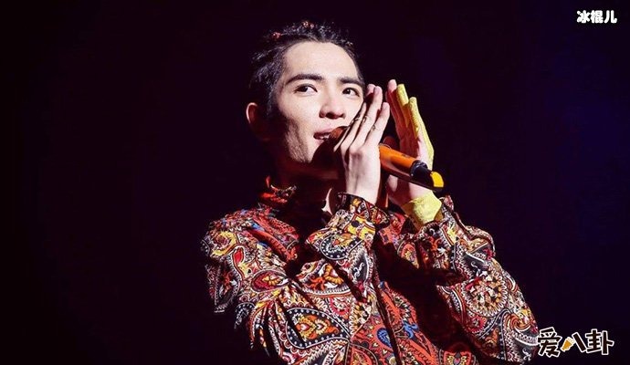 萧敬腾与经纪人恋情实锤