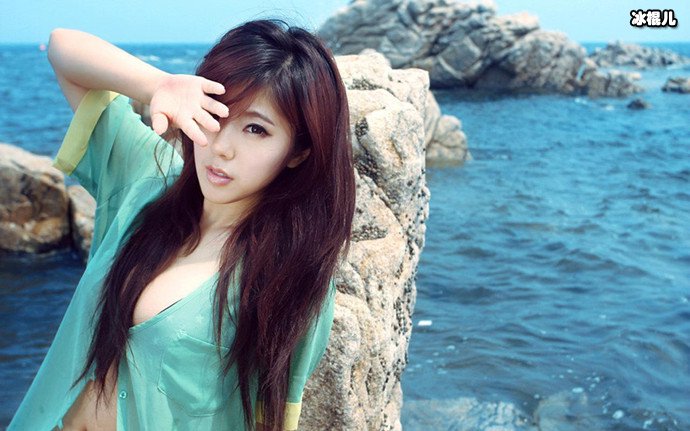 赵奕欢公布自己和李伯恩恋情