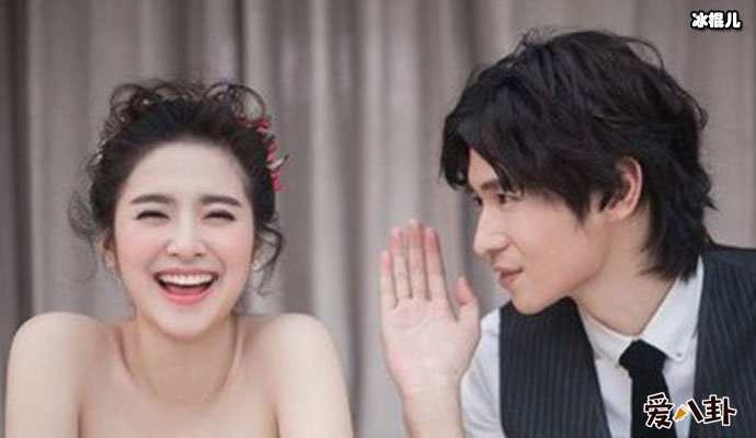 主持人刘烨婚纱照