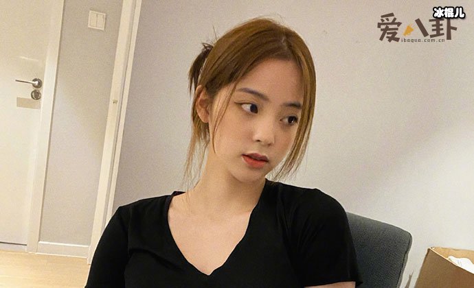 欧阳娜娜生活照