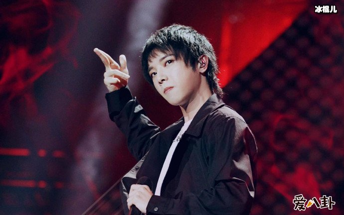 华语乐坛领军人物华晨宇