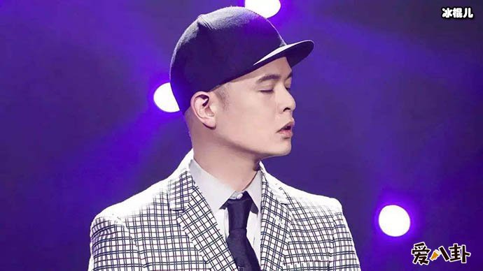 侧田为什么戴帽子