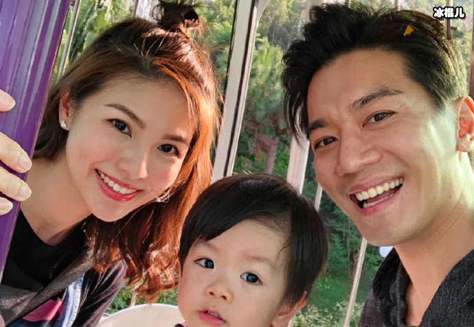 黎诺懿和妻子儿子
