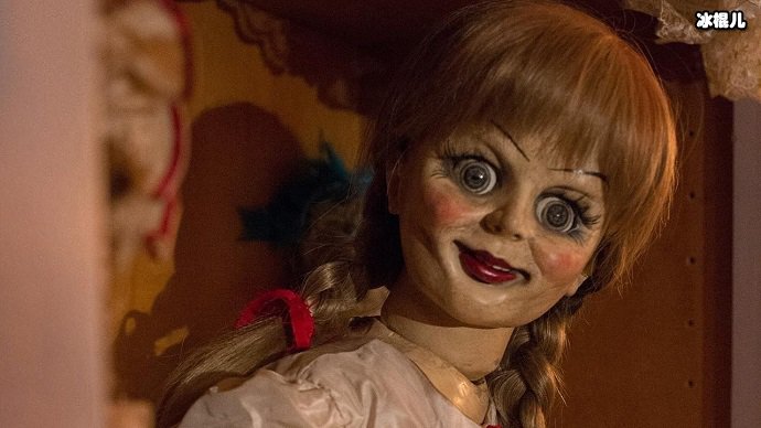 安娜贝尔的洋娃娃照片