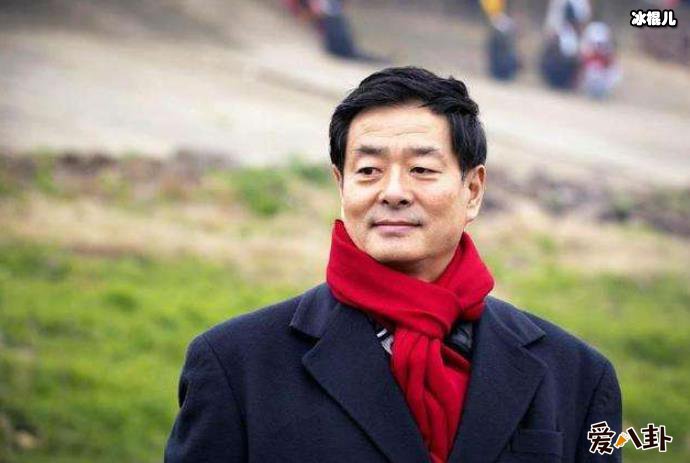 濮存昕的个人简历