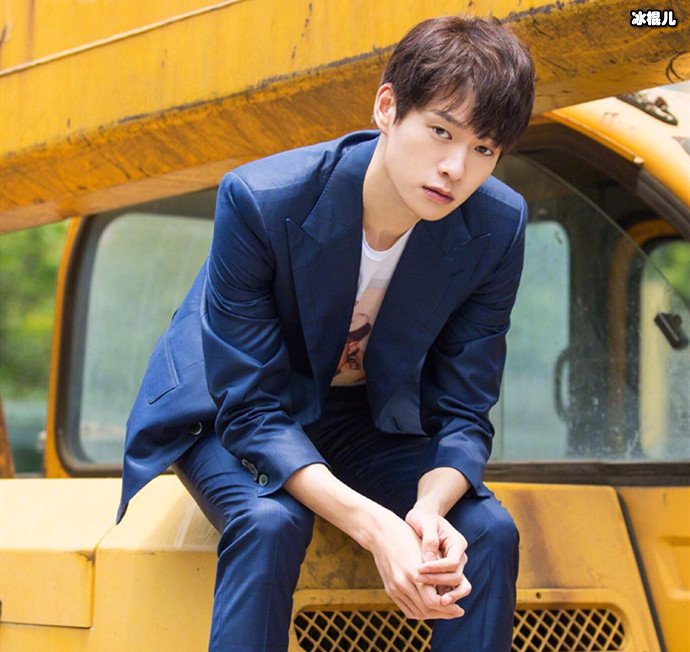 魏大勋唱歌好听