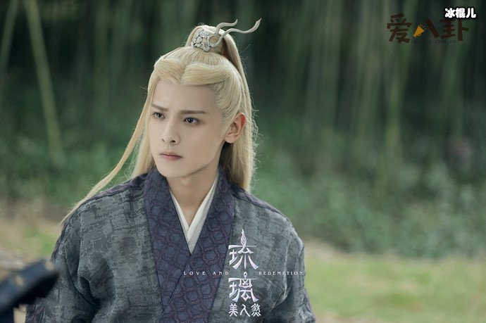 白澍饰演的腾蛇