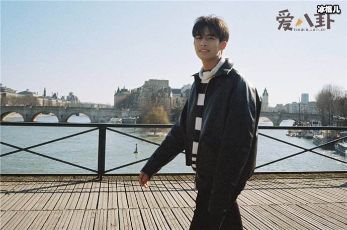 为什么粉丝称呼宋威龙麻九呢？