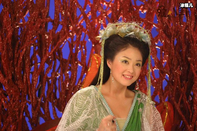 蒋欣饰演的绿儿