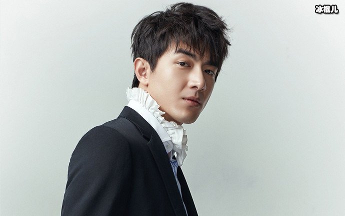 林更新被质疑是王思聪的狗腿子