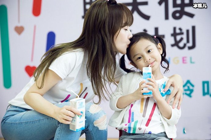 李小璐想送甜馨做韩国练习生