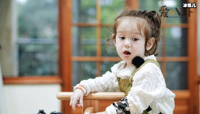 周嘉诚为什么这么红