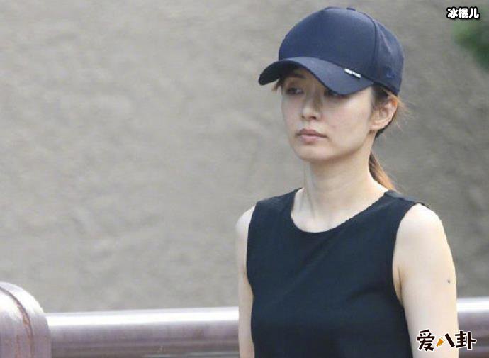 曝伊藤绫子孕4个月