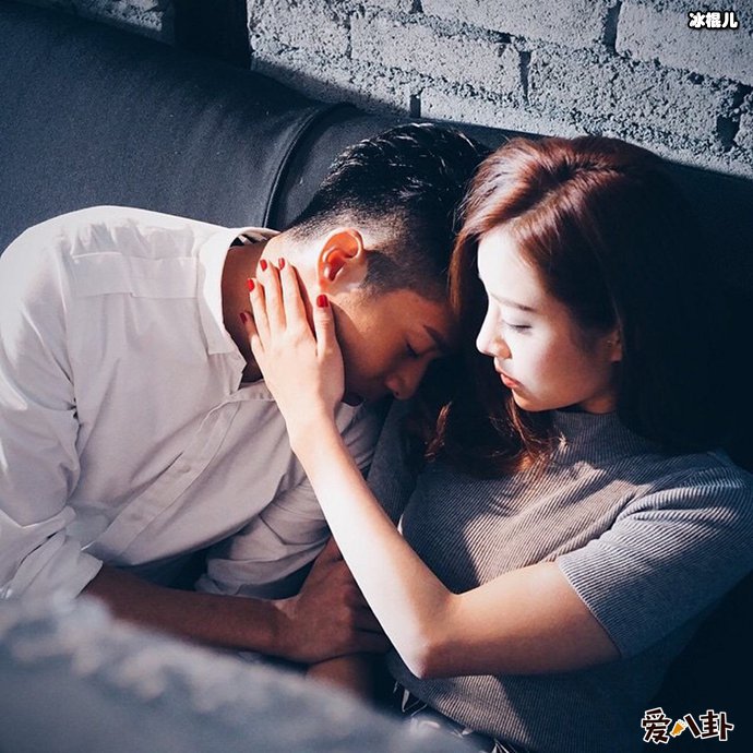 周柏豪什么时候结婚的老婆是谁