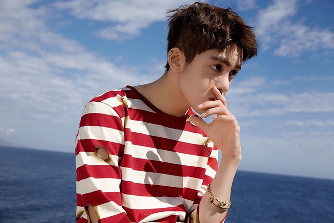 曾舜晞圆脸浓眉大眼