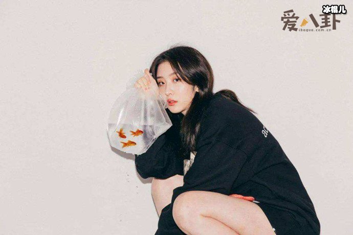 赵小棠和赵丽颖是邻居