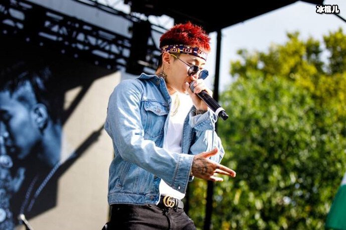 朴宰范将担任偶像组合制作人