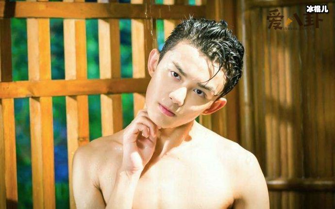 吴磊张子枫两人私下互动超甜