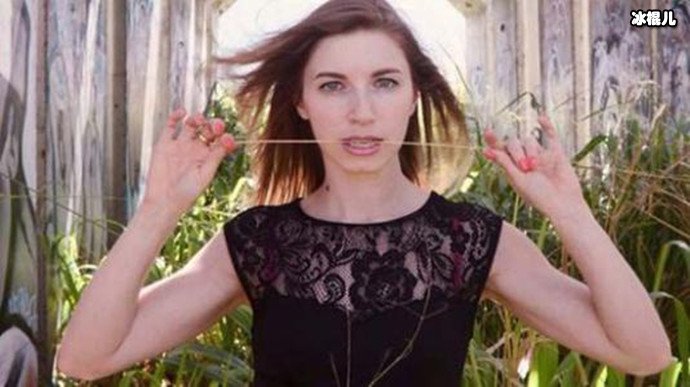 林赛·米尔斯在俄罗斯