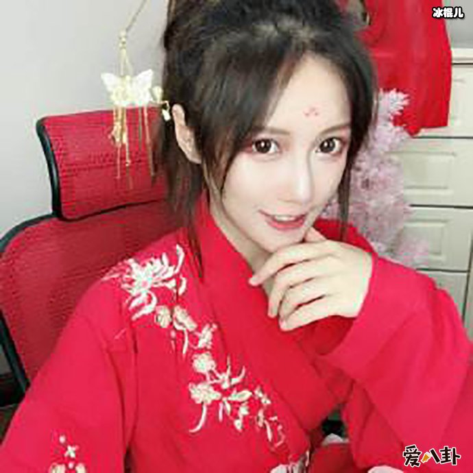 揭秘斗鱼丸子yooo个人资料